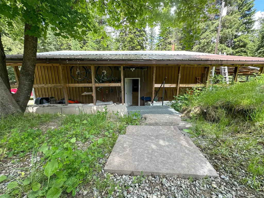 2 Starvation Lane Thompson Falls MT 59873