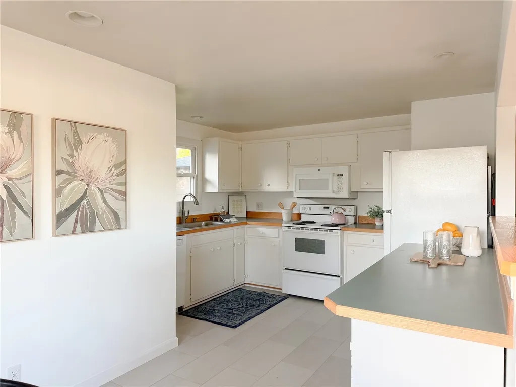 709 27th Avenue NE Great Falls MT 59404