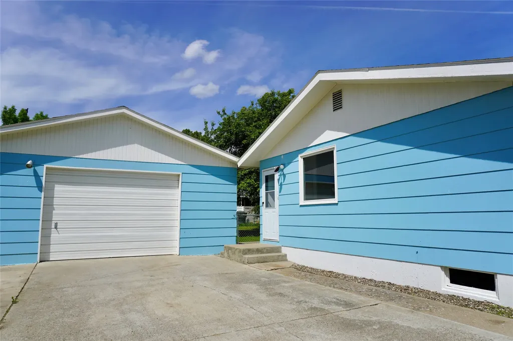 709 27th Avenue NE Great Falls MT 59404
