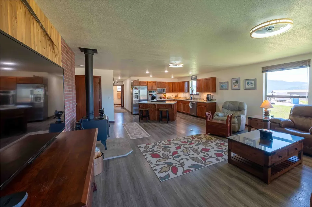 9 Fairway Court Plains MT 59859