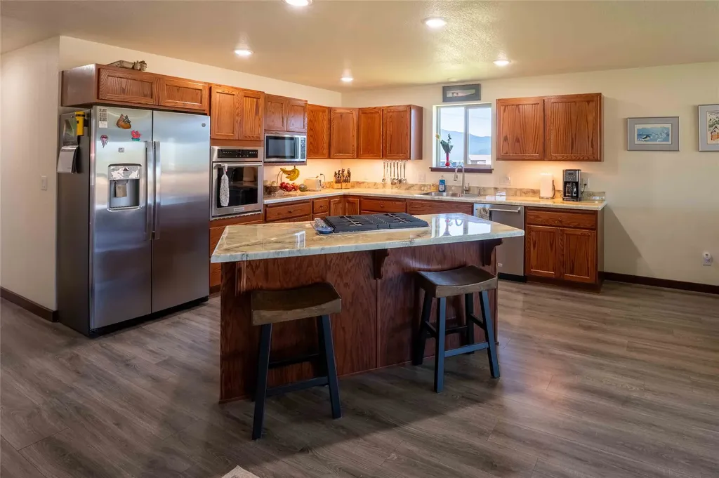 9 Fairway Court Plains MT 59859