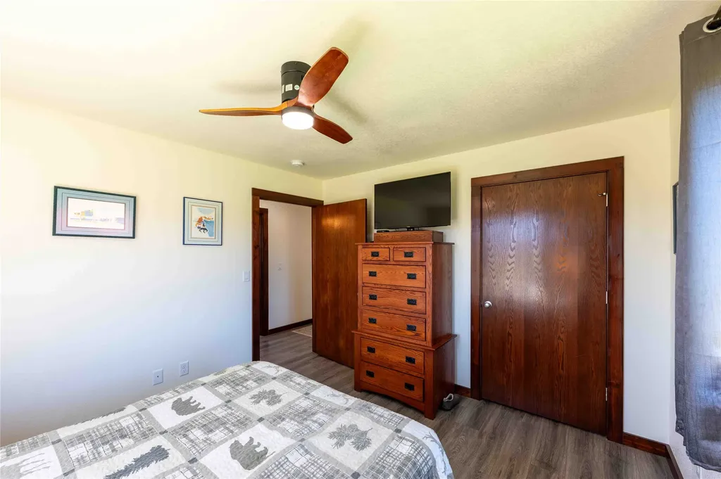 9 Fairway Court Plains MT 59859