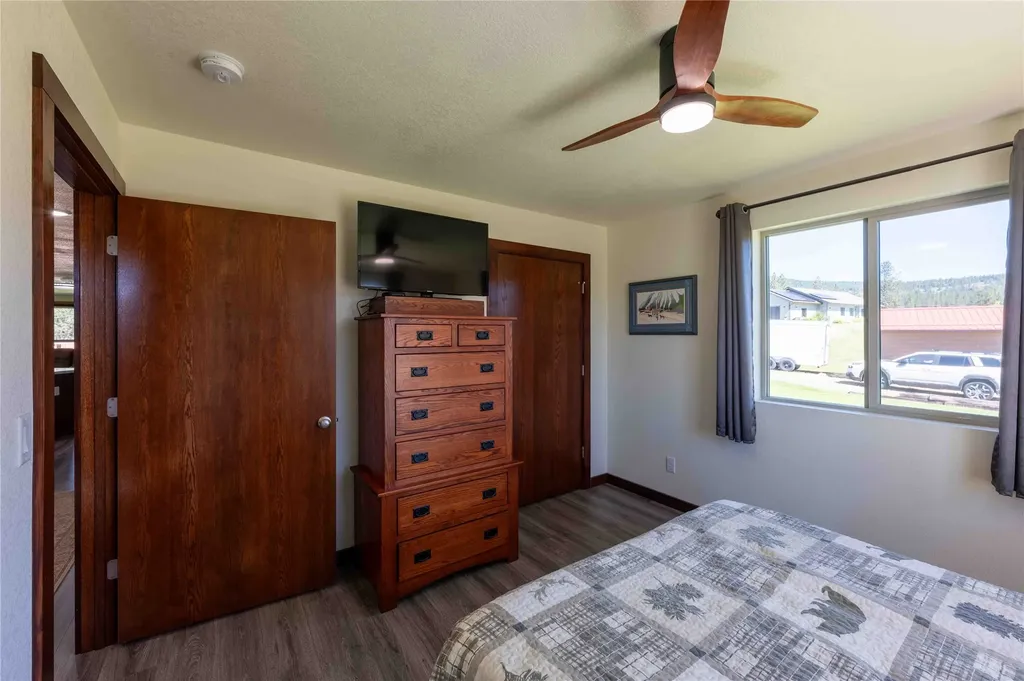 9 Fairway Court Plains MT 59859