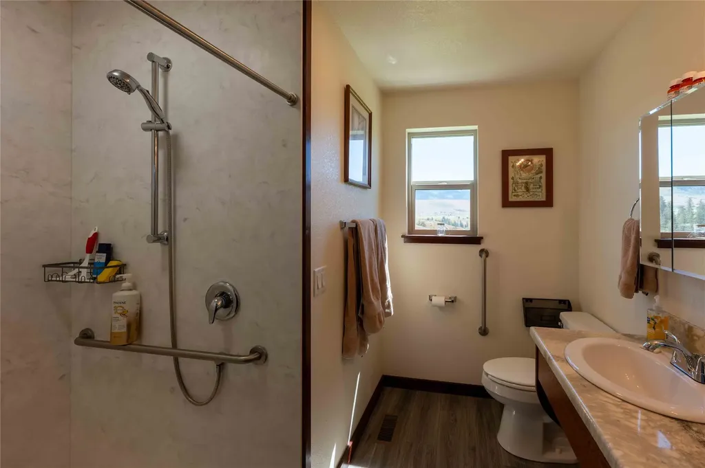 9 Fairway Court Plains MT 59859