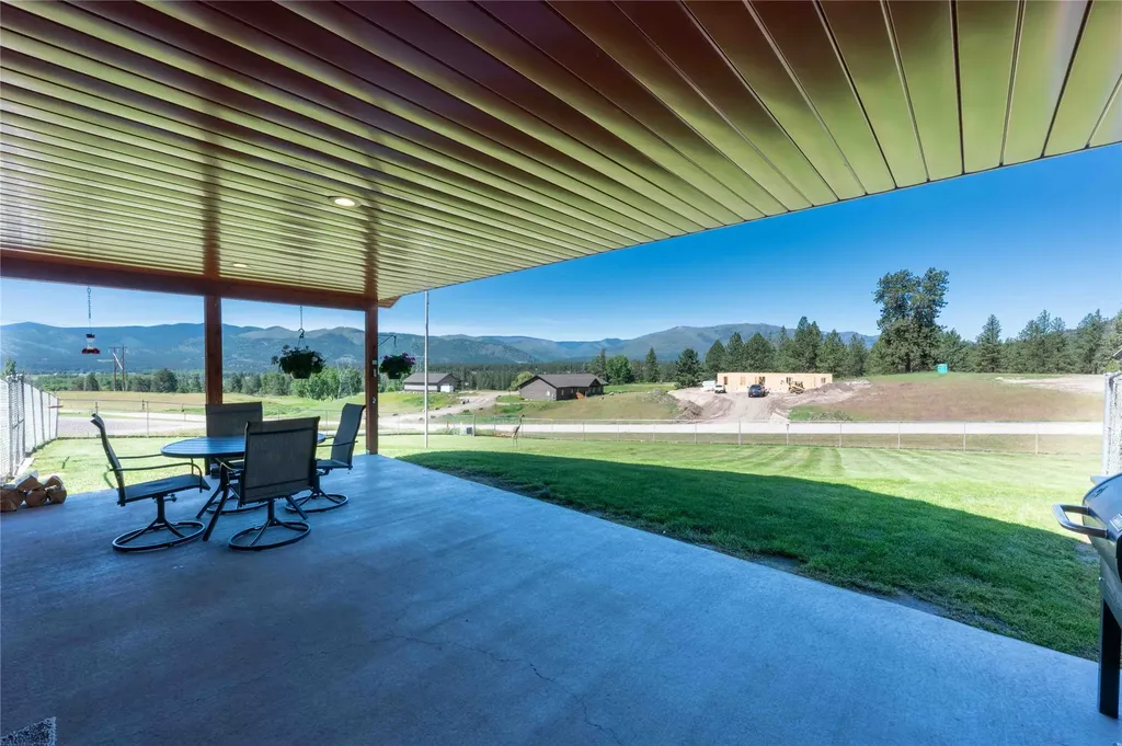 9 Fairway Court Plains MT 59859