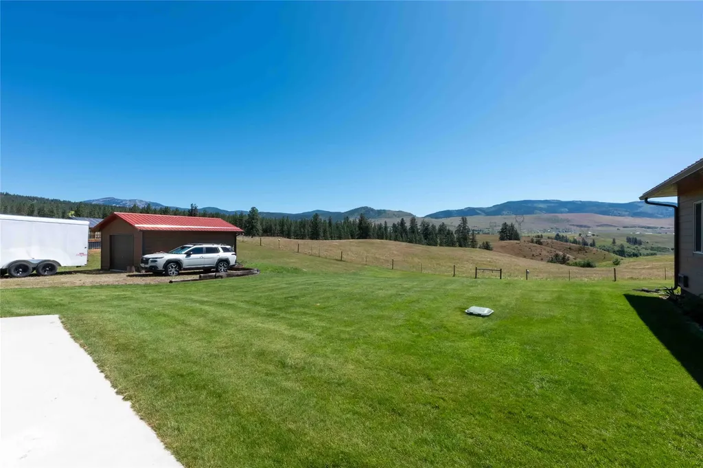 9 Fairway Court Plains MT 59859