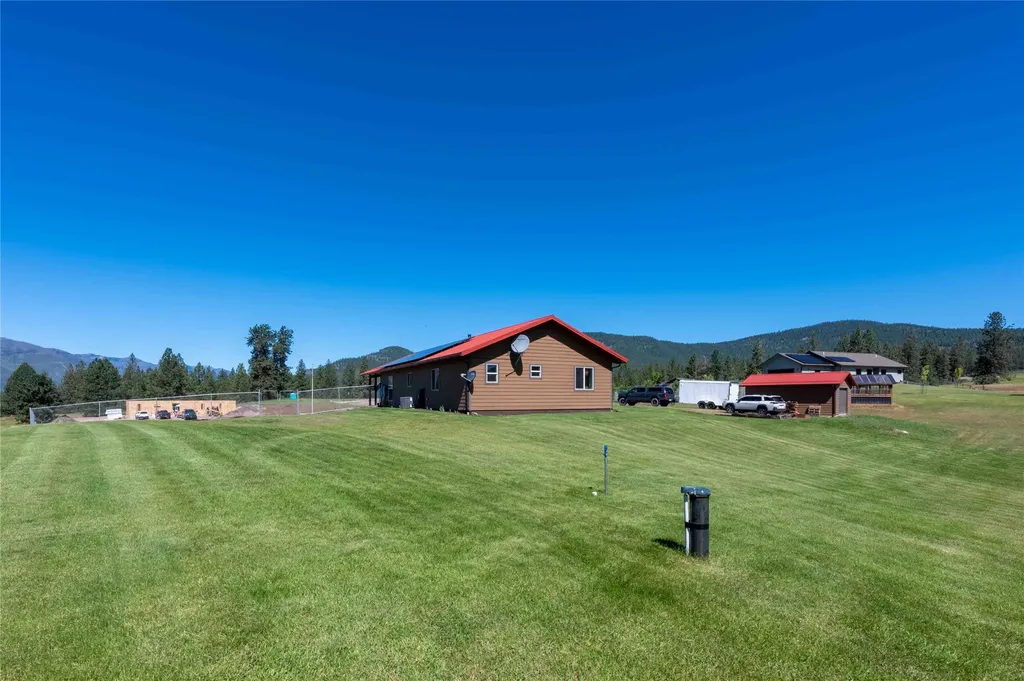 9 Fairway Court Plains MT 59859