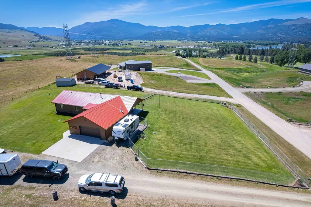 9 Fairway Court Plains MT 59859