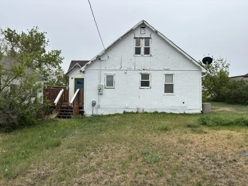 415 3rd Street S Sunburst MT 59482