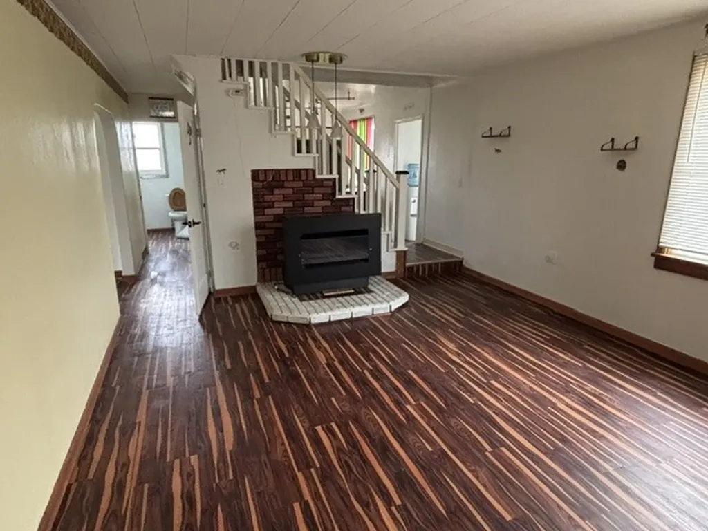 415 3rd Street S Sunburst MT 59482