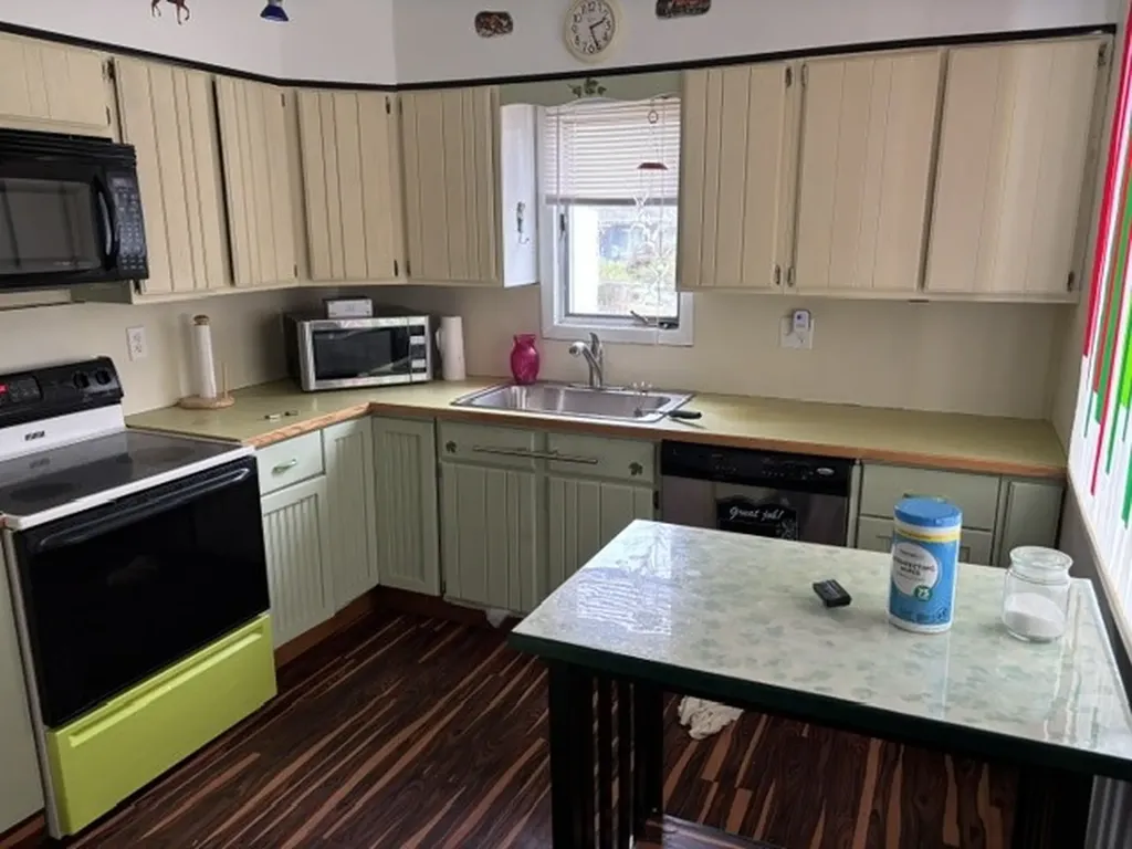 415 3rd Street S Sunburst MT 59482