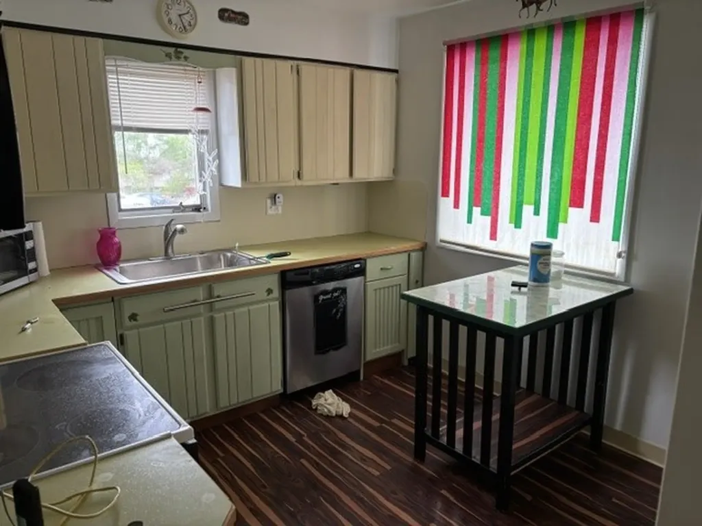 415 3rd Street S Sunburst MT 59482