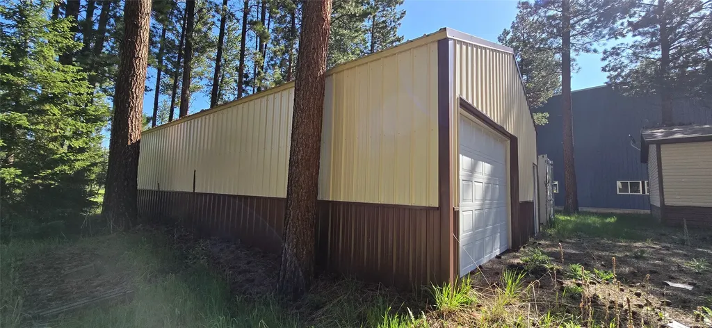 932 N 4th Street Lincoln MT 59639