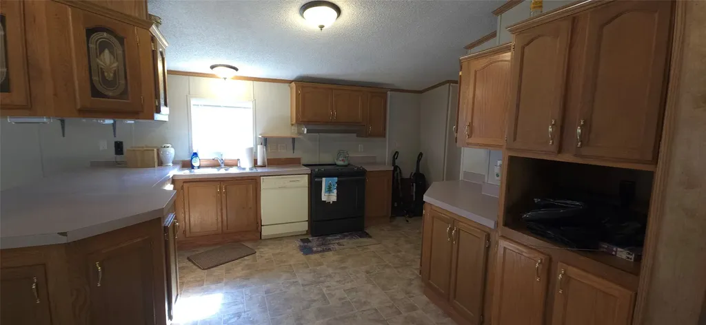 932 N 4th Street Lincoln MT 59639