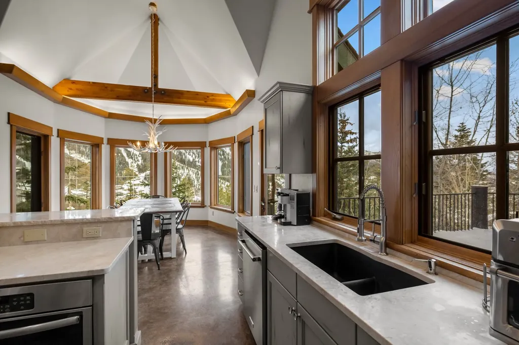 116 Ridge Top Drive Whitefish MT 59937