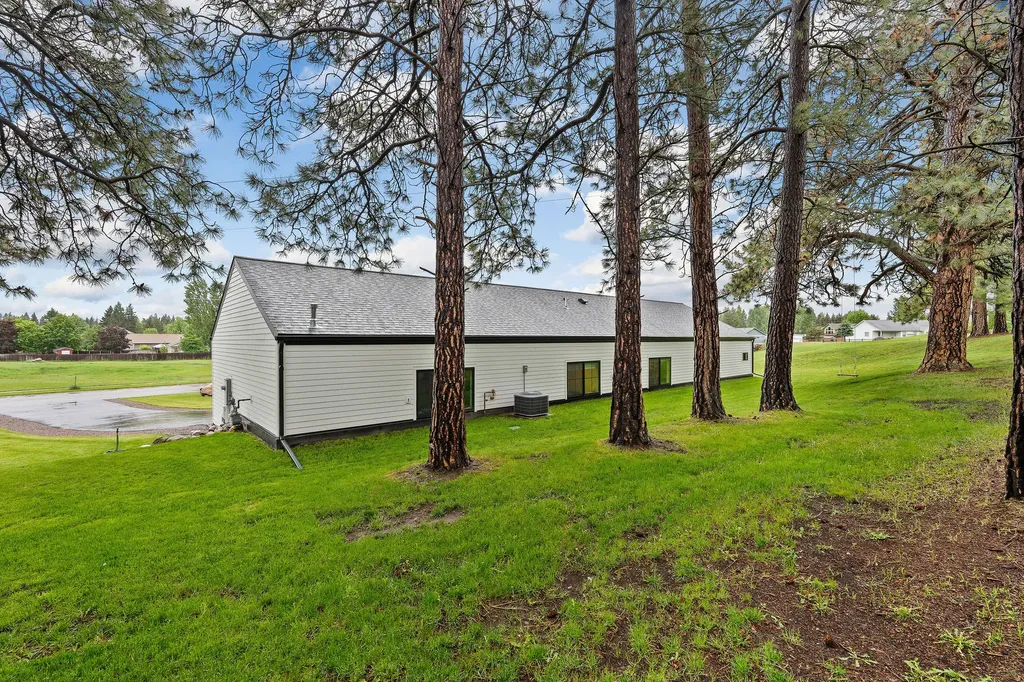 1924 Rapids Avenue Columbia Falls MT 59912