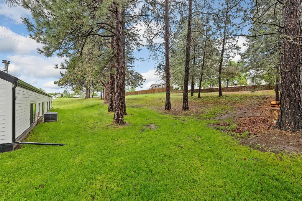 1924 Rapids Avenue Columbia Falls MT 59912