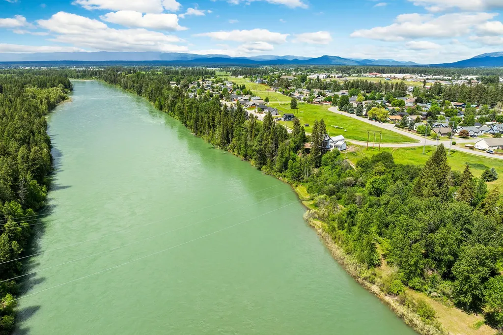 1924 Rapids Avenue Columbia Falls MT 59912