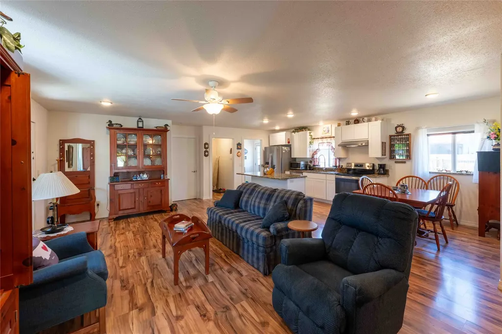 325 E Lynch Street Plains MT 59859