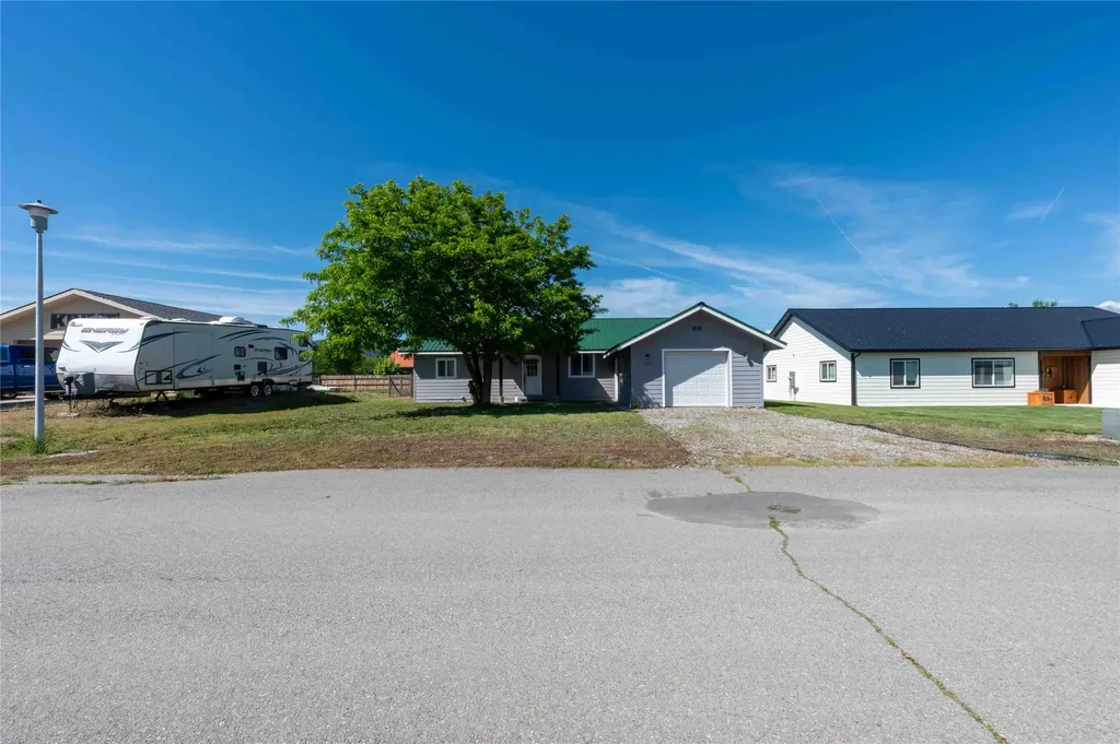 325 E Lynch Street Plains MT 59859