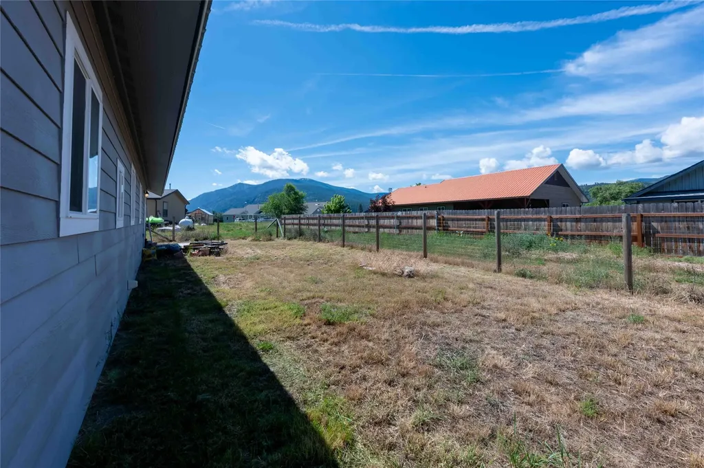 325 E Lynch Street Plains MT 59859