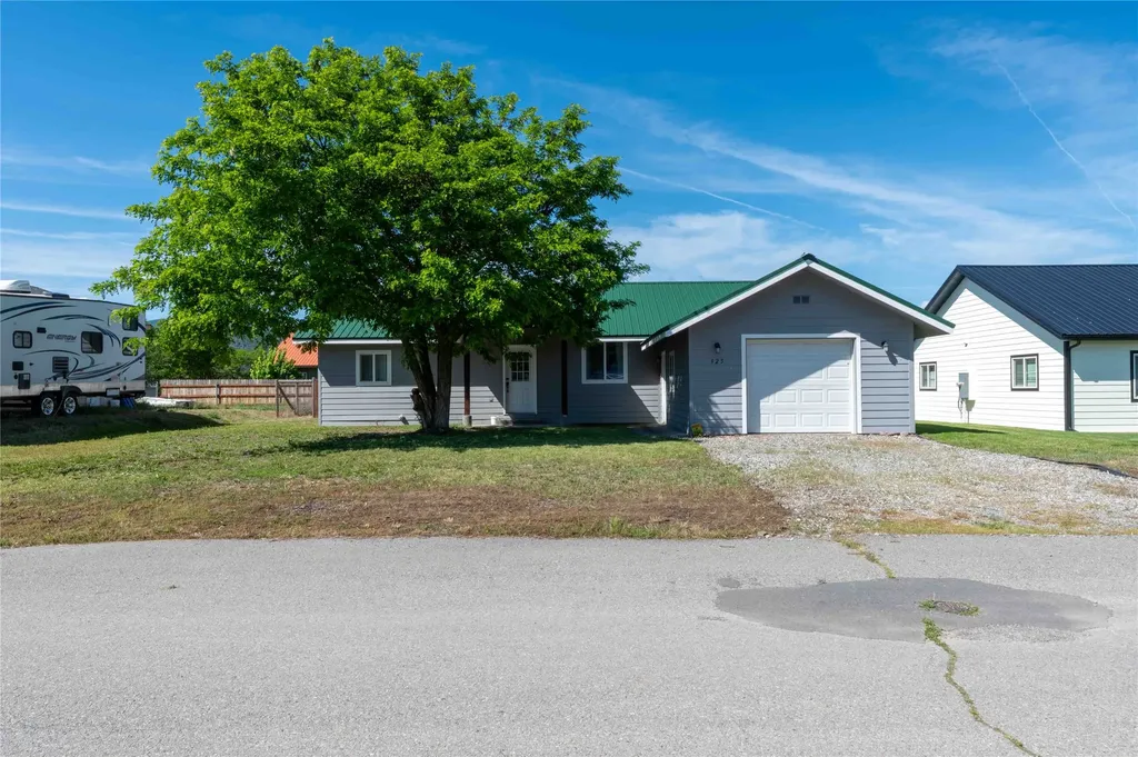 325 E Lynch Street Plains MT 59859