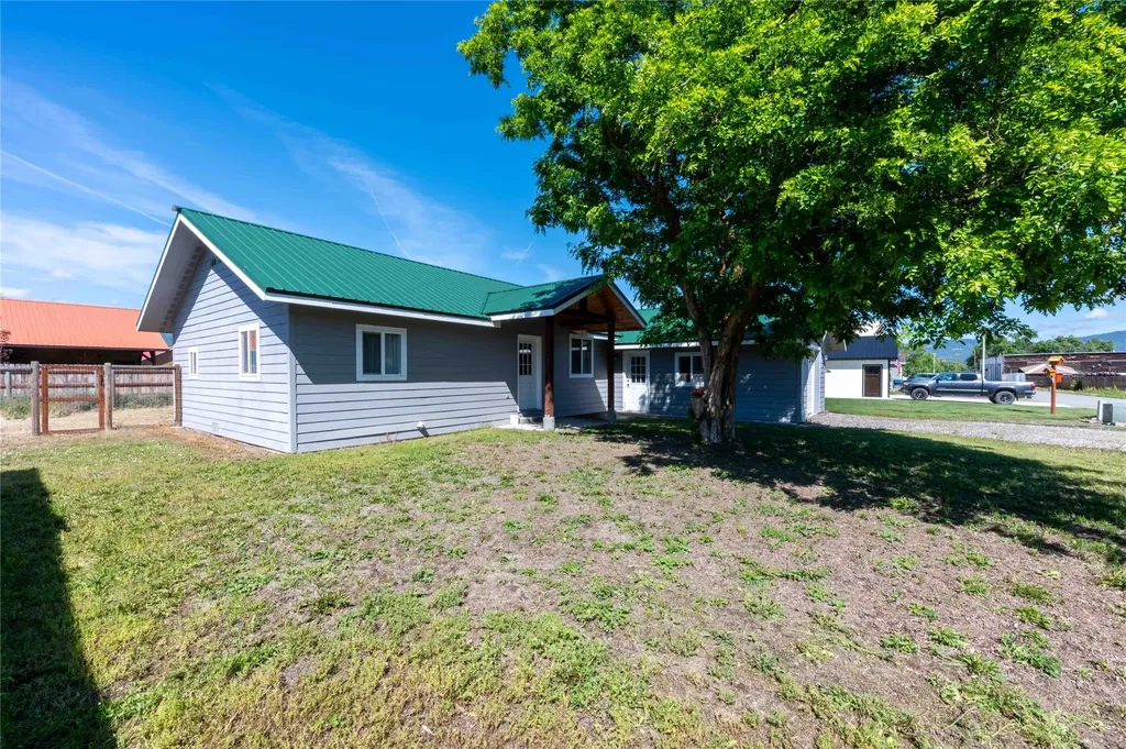 325 E Lynch Street Plains MT 59859