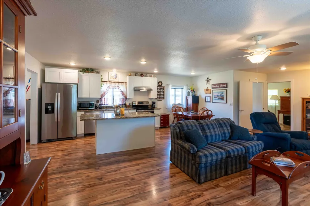 325 E Lynch Street Plains MT 59859