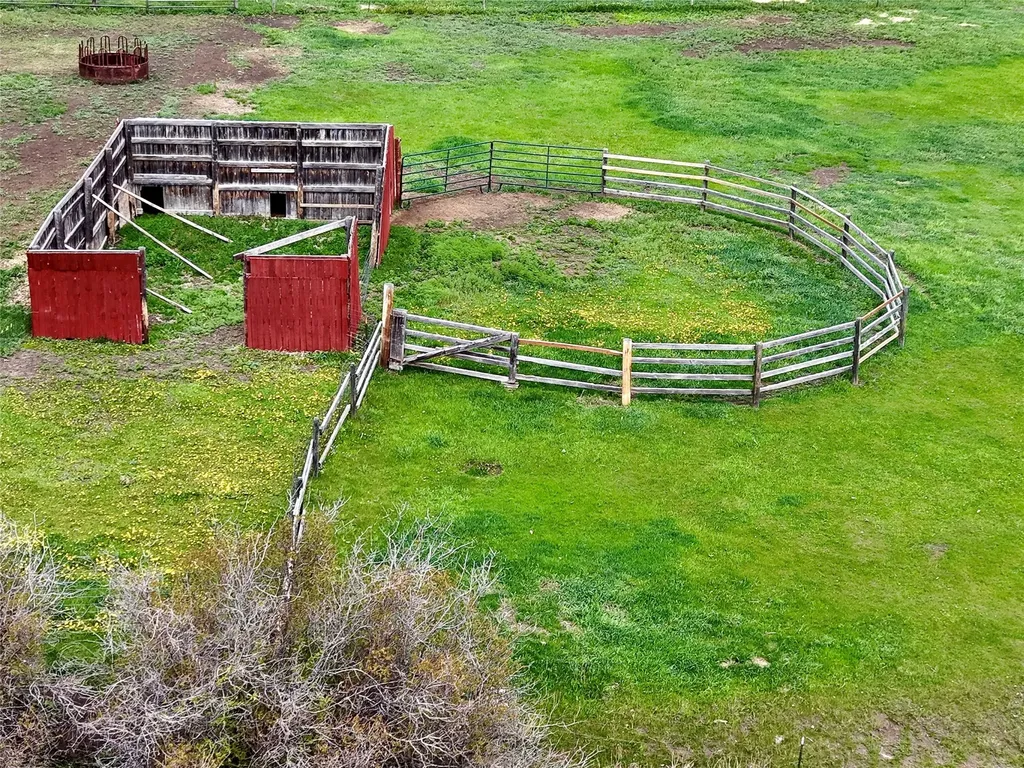138 Railroad Lane Lewistown MT 59457