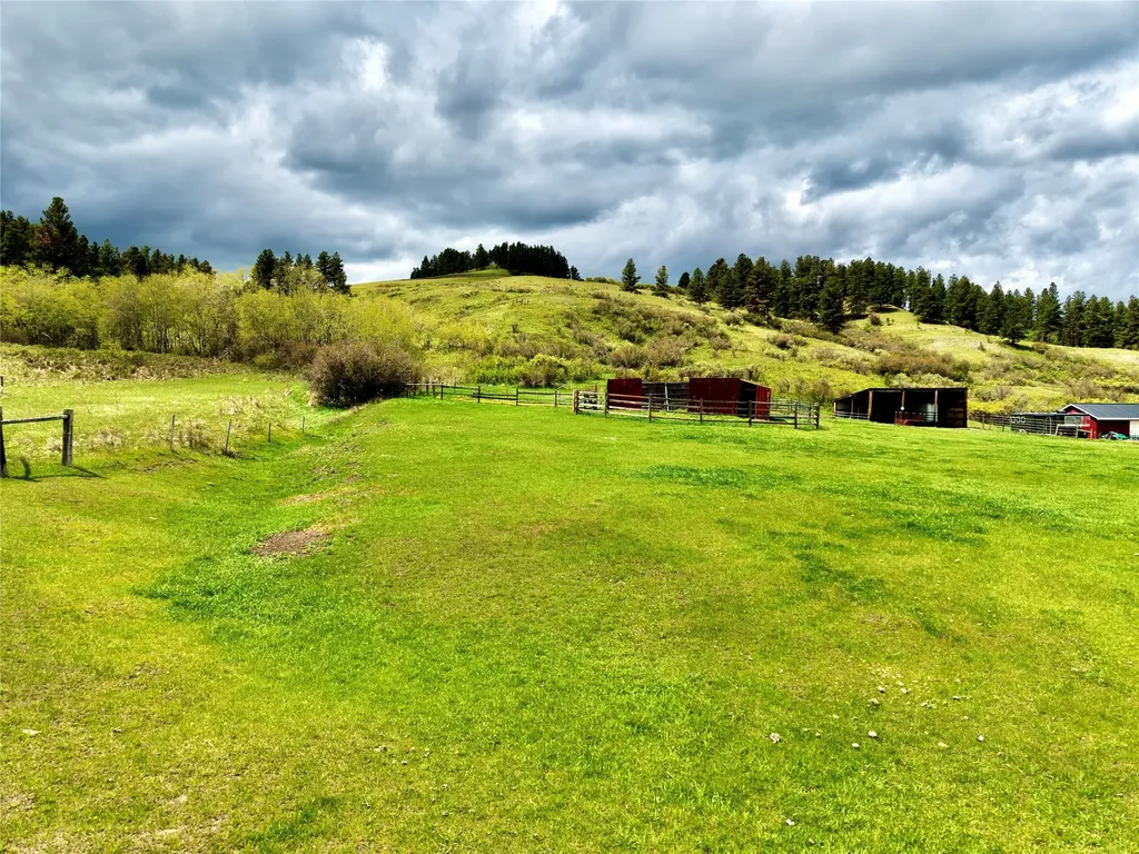 138 Railroad Lane Lewistown MT 59457