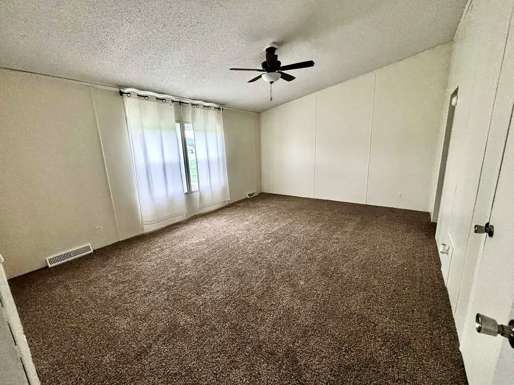 138 Railroad Lane Lewistown MT 59457
