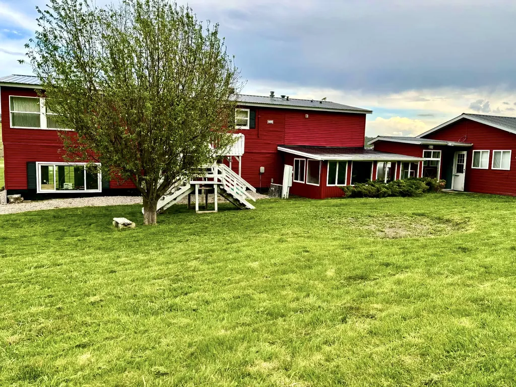 138 Railroad Lane Lewistown MT 59457