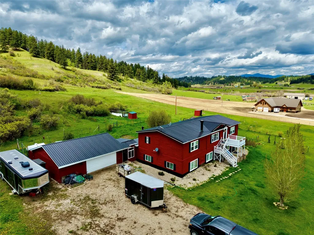 138 Railroad Lane Lewistown MT 59457