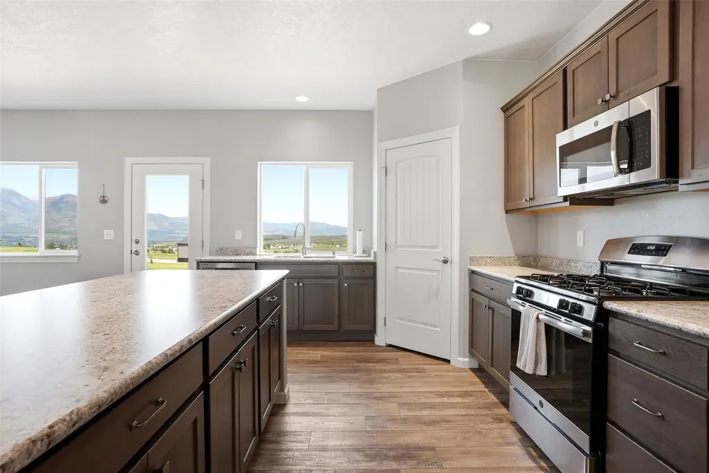 5705 Heavens Way Florence MT 59833
