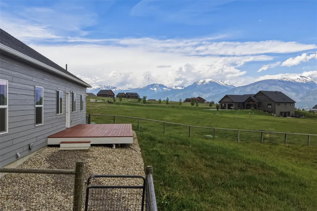 5705 Heavens Way Florence MT 59833