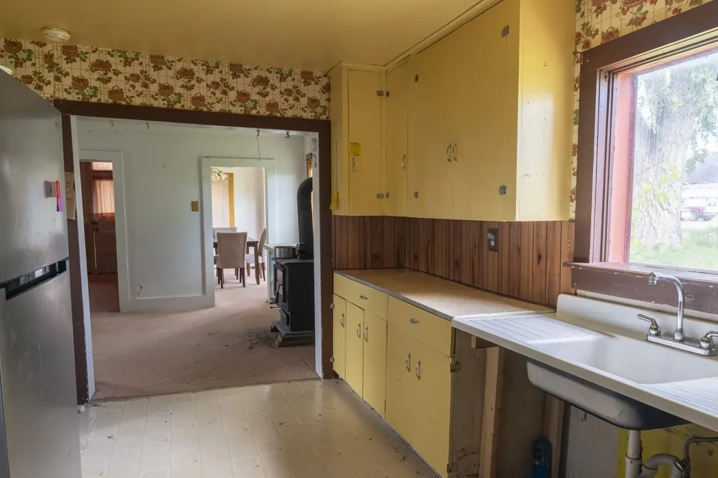 313 Main Street Radersburg MT 59641