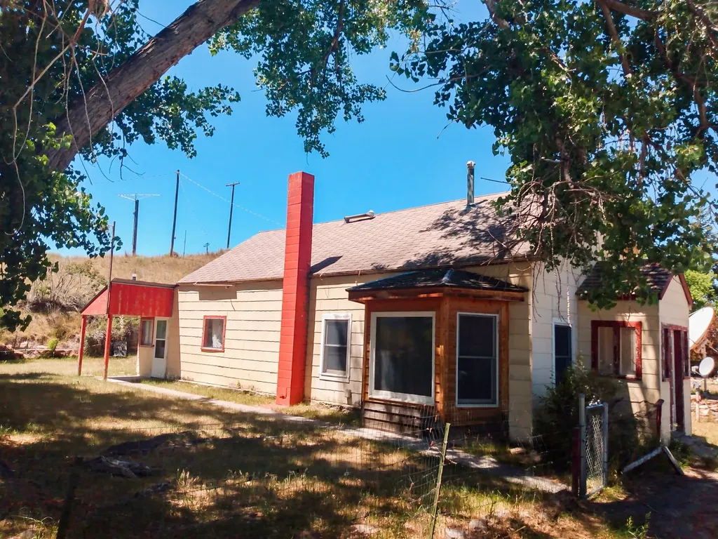 313 Main Street Radersburg MT 59641