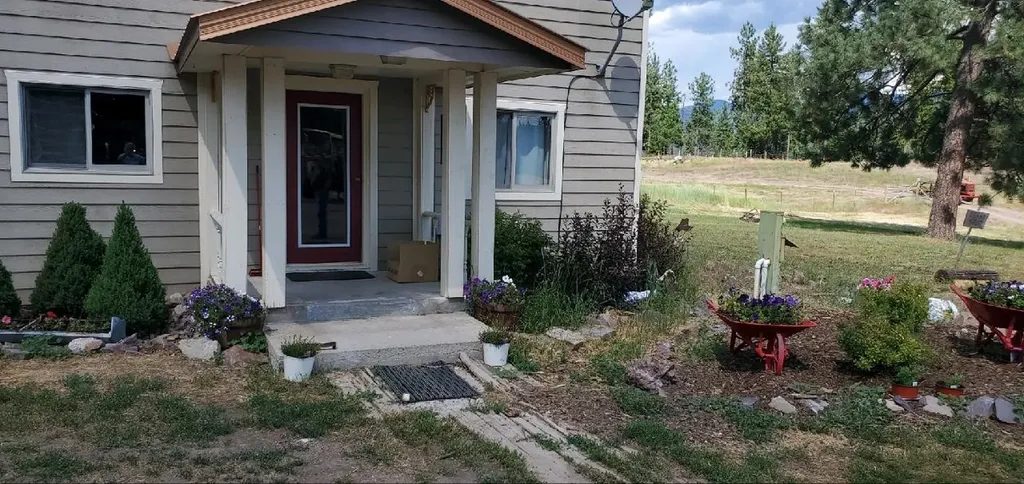 814 Quartz Road Superior MT 59872