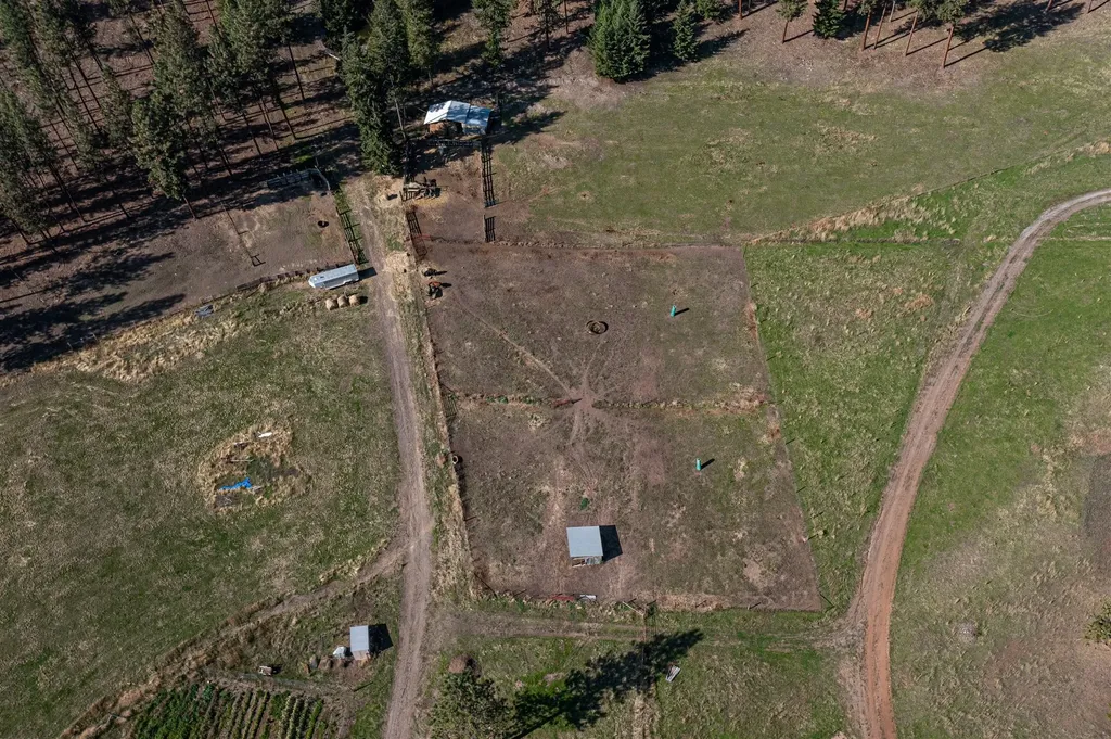 814 Quartz Road Superior MT 59872
