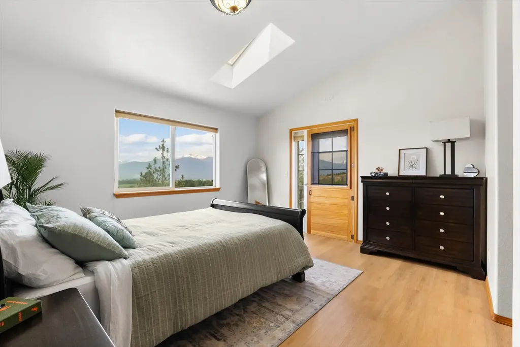 1095 Iron Cap Drive Stevensville MT 59870