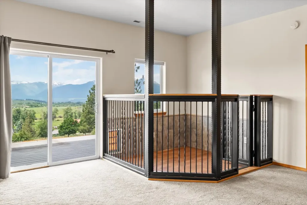 1095 Iron Cap Drive Stevensville MT 59870
