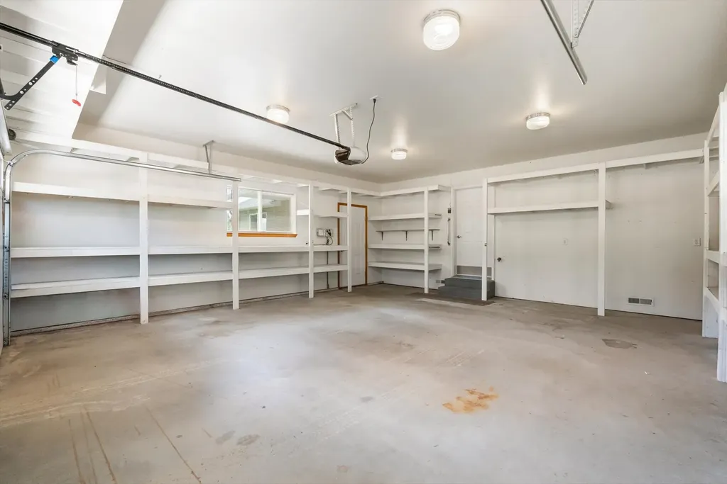 1095 Iron Cap Drive Stevensville MT 59870