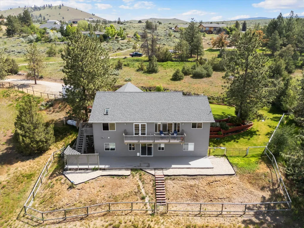 1095 Iron Cap Drive Stevensville MT 59870