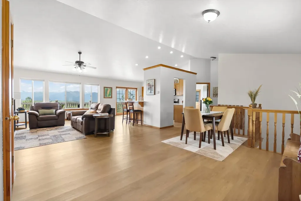 1095 Iron Cap Drive Stevensville MT 59870