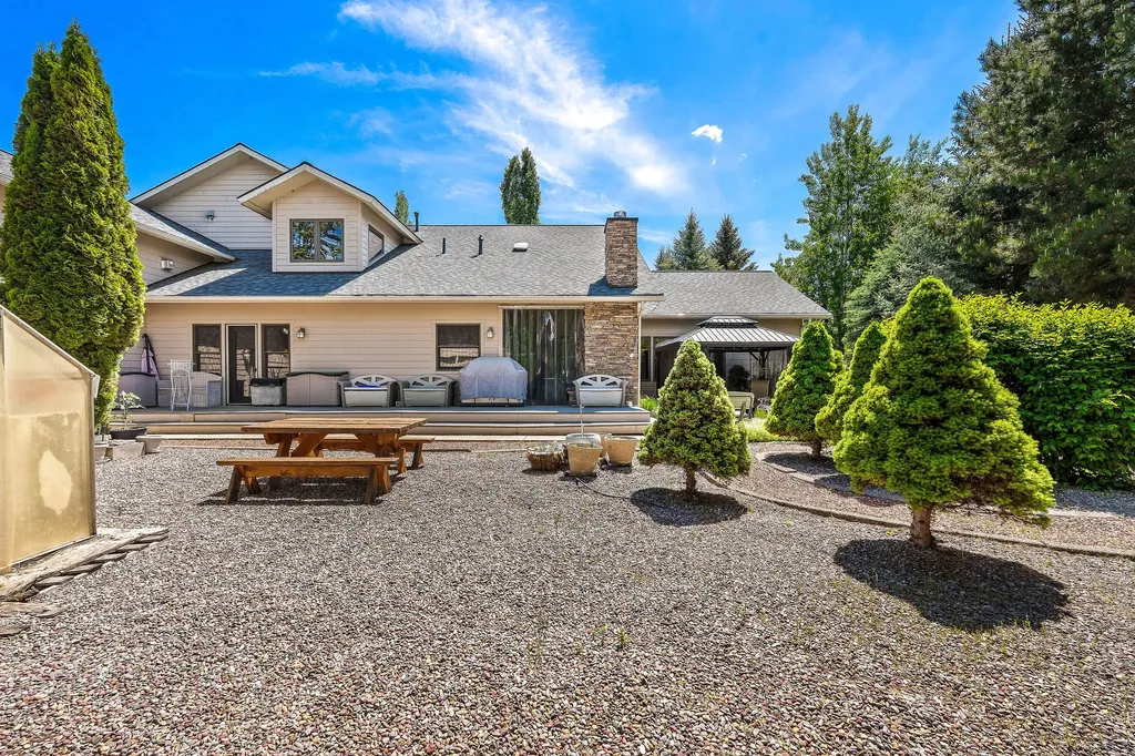 229 Harbor Drive Bigfork MT 59911
