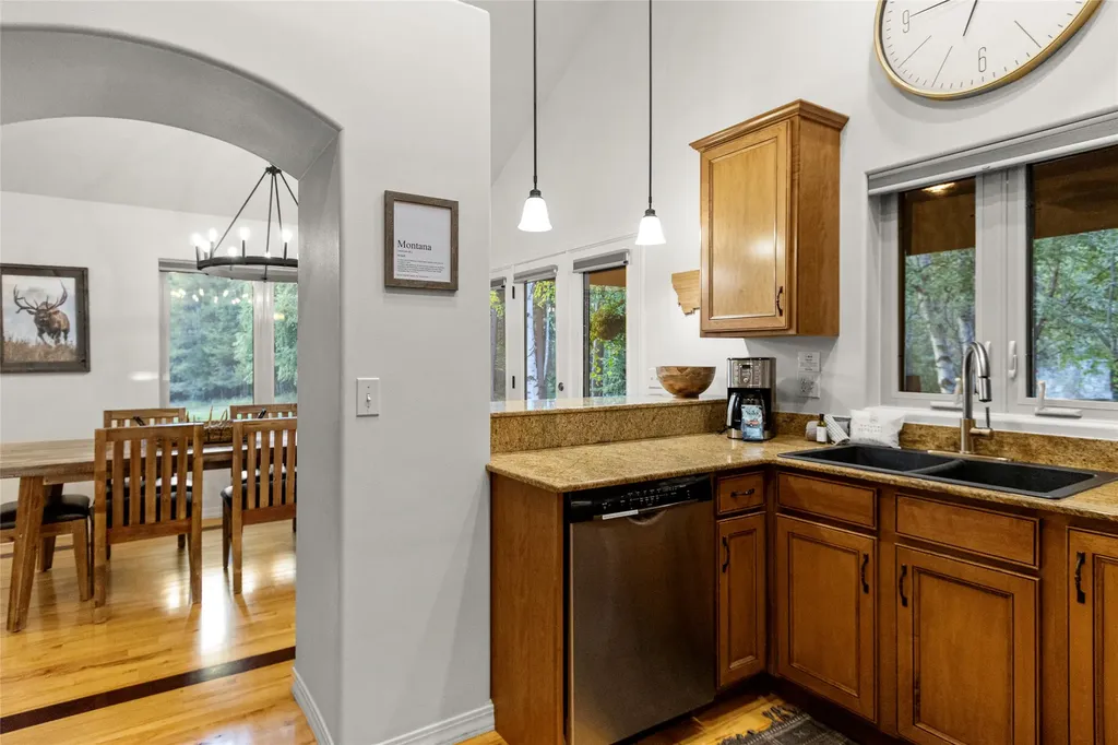 212 Pine Valley Loop Columbia Falls MT 59912