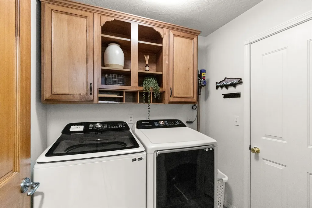 212 Pine Valley Loop Columbia Falls MT 59912