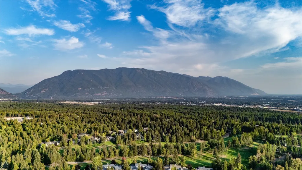212 Pine Valley Loop Columbia Falls MT 59912
