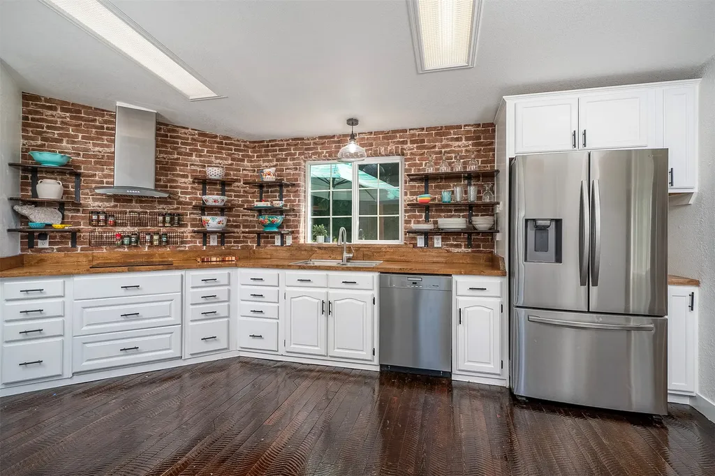 111 W Reserve Drive Kalispell MT 59901