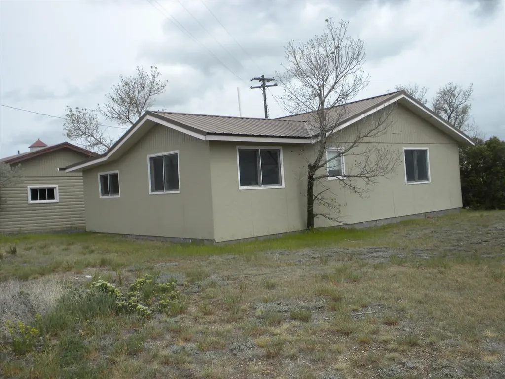 411 N Noble Street Whitehall MT 59759